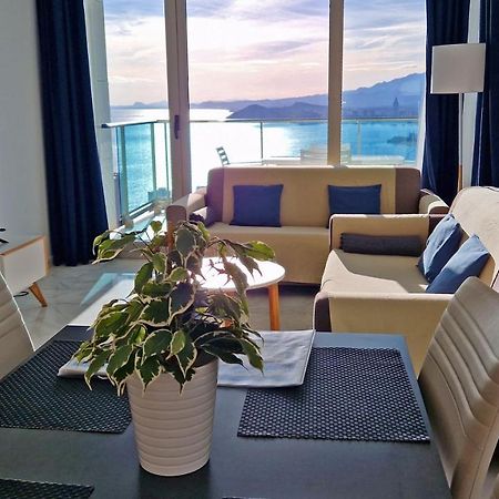 Skyline 26 Stunning Sea Views From A 2-Bedroom Apartment On The 26Th Floor Benidorm Kültér fotó