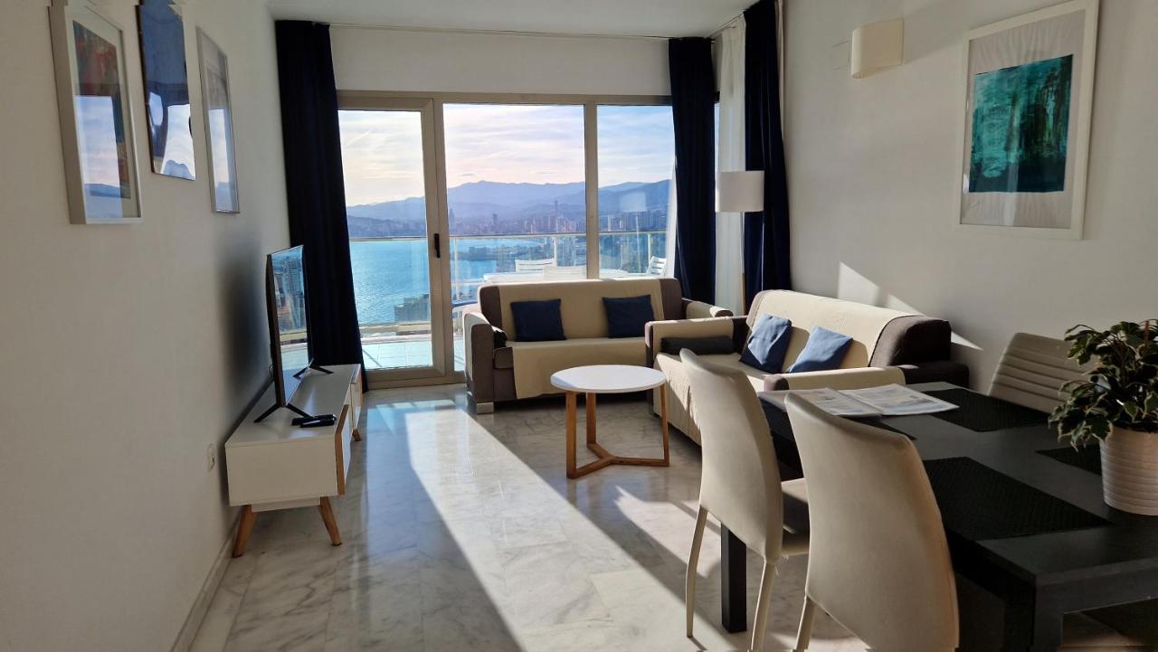Skyline 26 Stunning Sea Views From A 2-Bedroom Apartment On The 26Th Floor Benidorm Kültér fotó