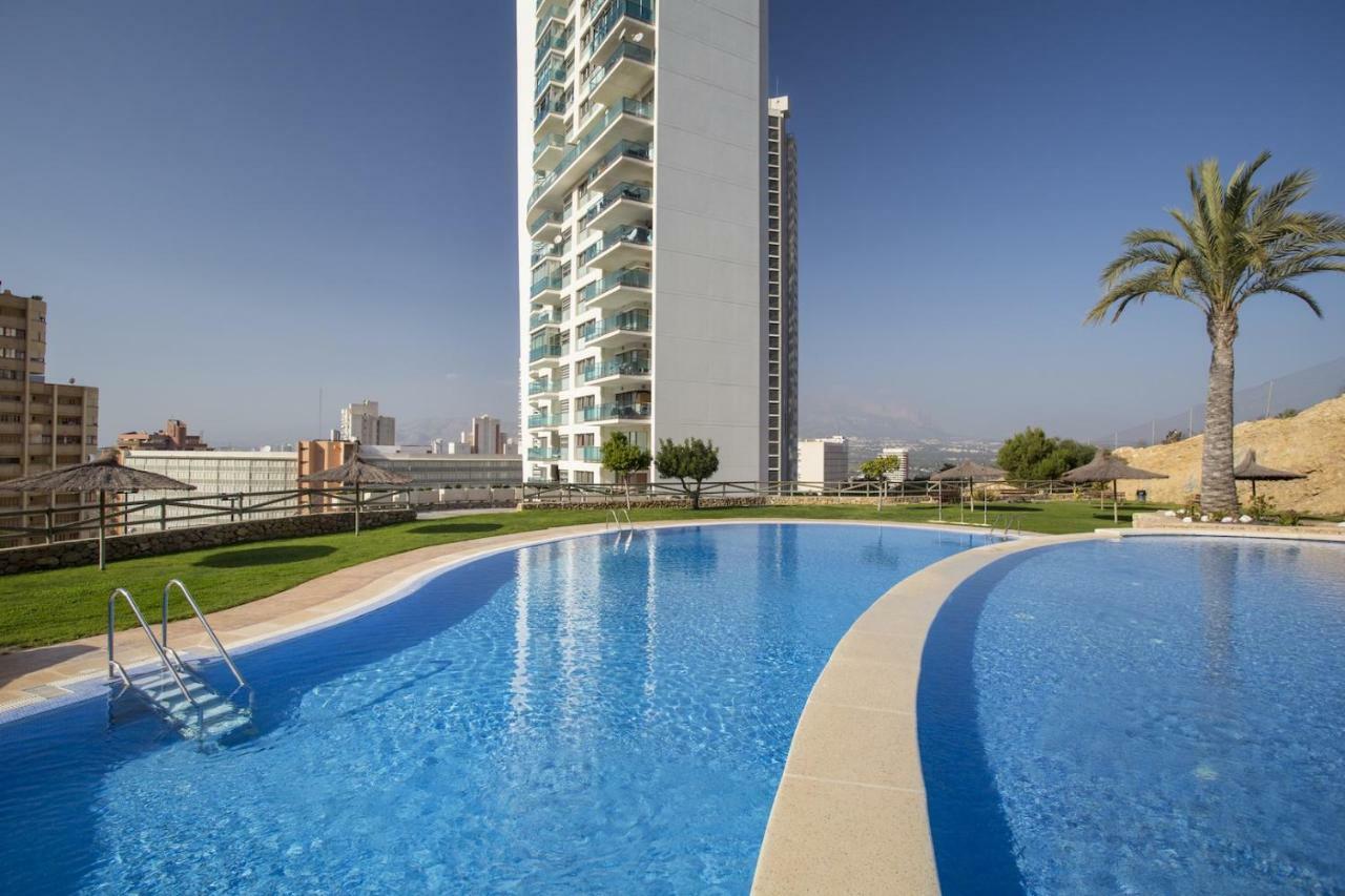 Skyline 26 Stunning Sea Views From A 2-Bedroom Apartment On The 26Th Floor Benidorm Kültér fotó
